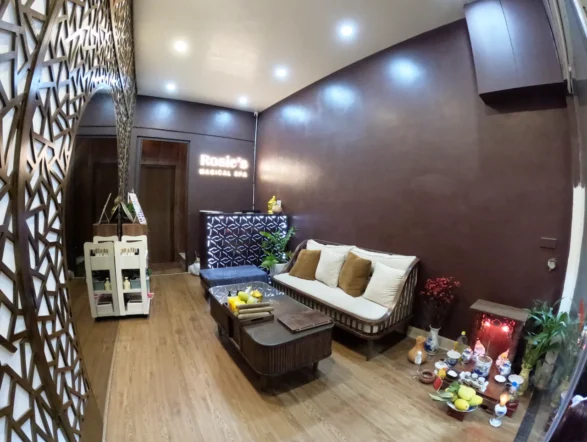 The spacious and elegantly decorated waiting area and reception of Rosie's Magical Spa.