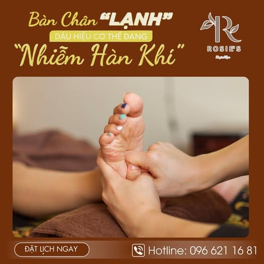 massage chân 